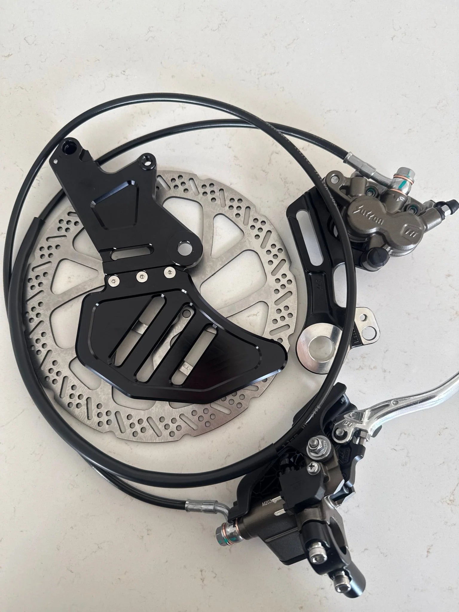 (Real) Ultra bee rear and front brakes (with logo)